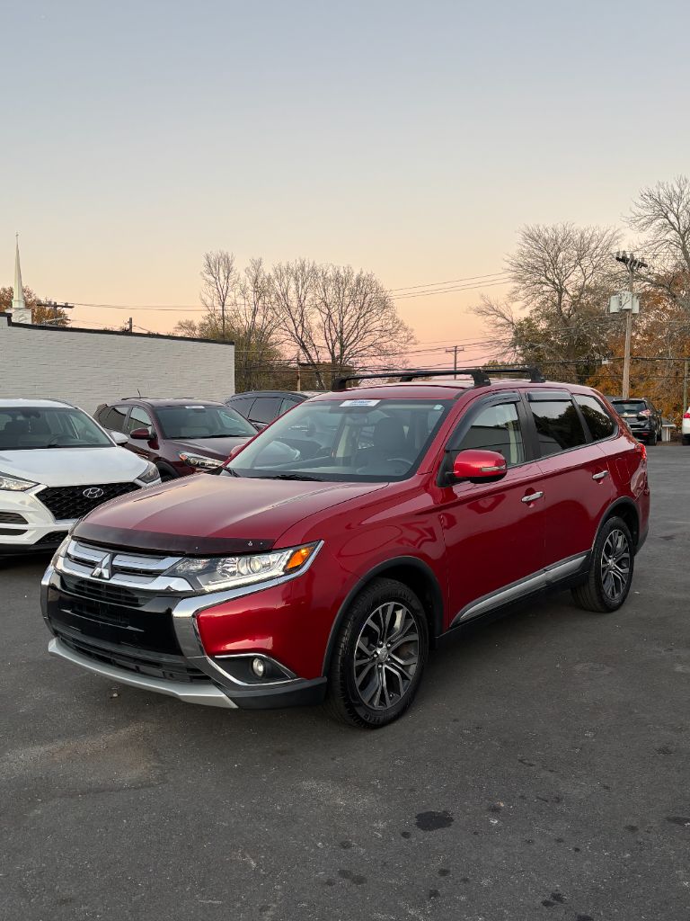 2016 Mitsubishi Outlander SE