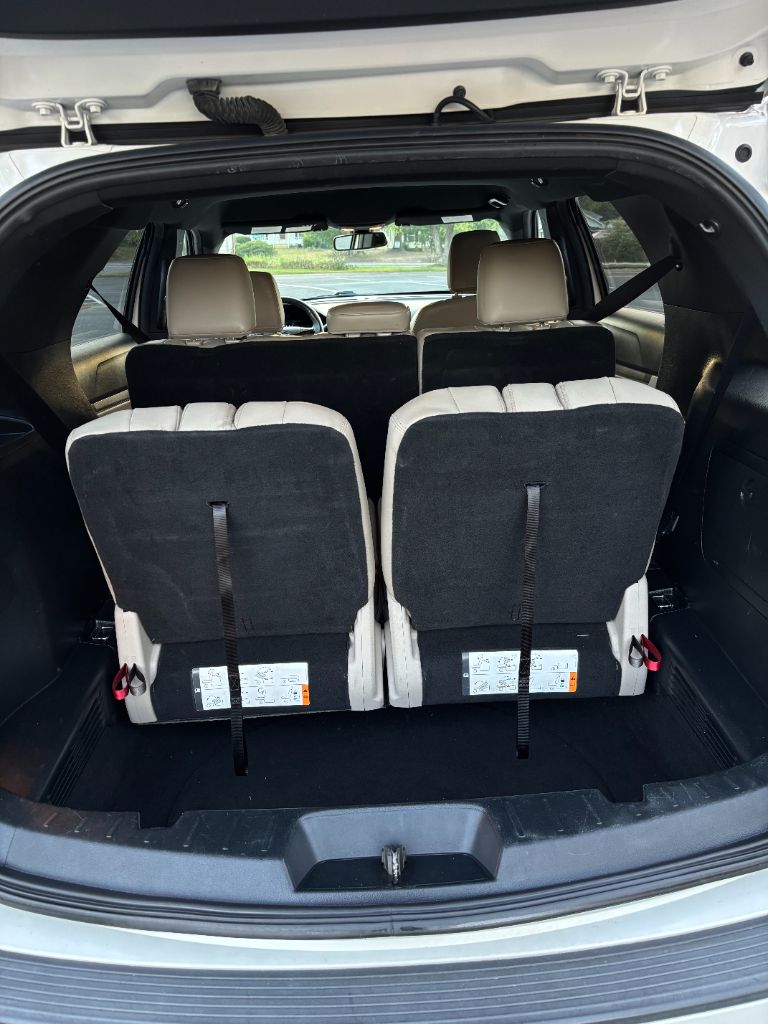 2019 Ford Explorer XLT - Photo 15
