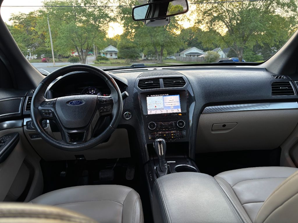 2019 Ford Explorer XLT - Photo 7