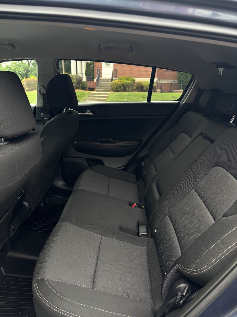 2020 Kia Sportage LX - Photo 13