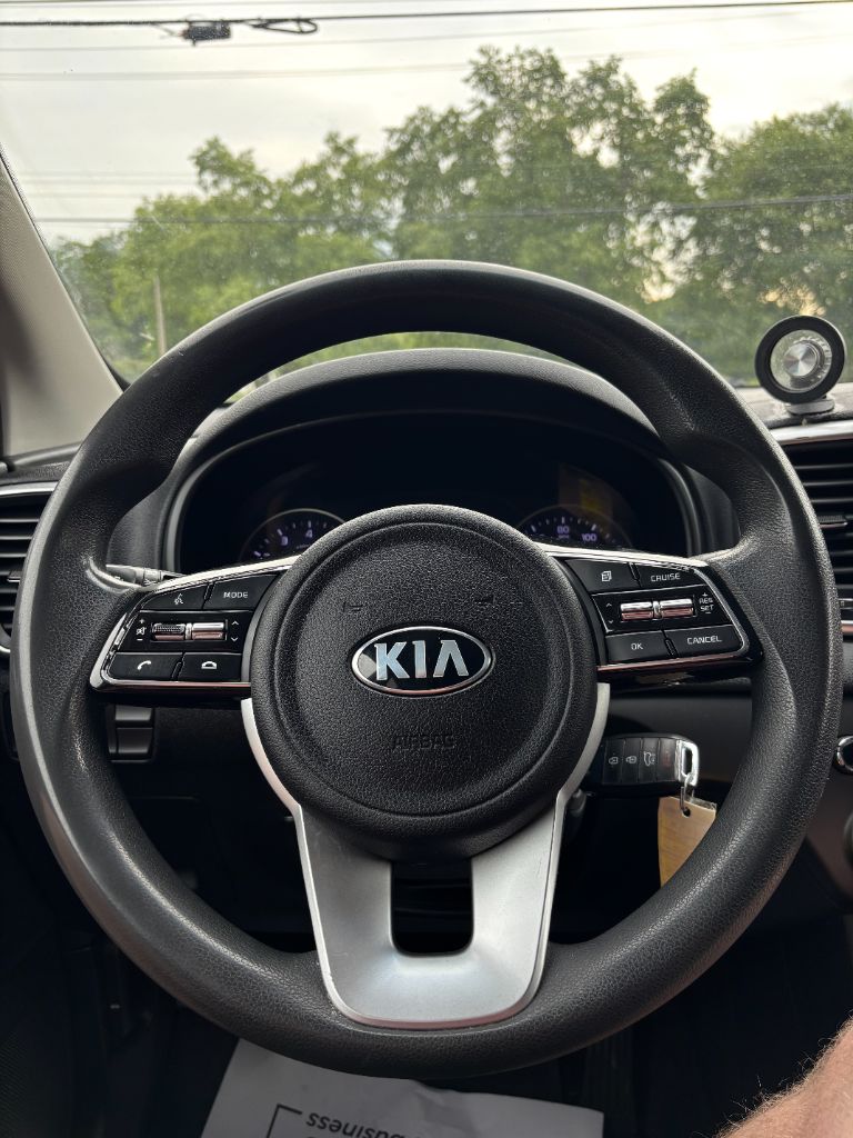 2020 Kia Sportage LX - Photo 8